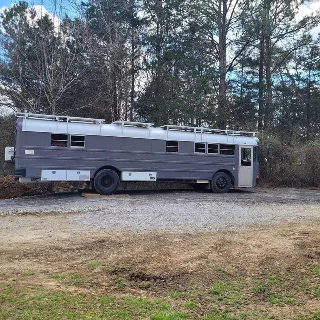 Homey Remodeled Bus in the Country on a Farm - Image 1