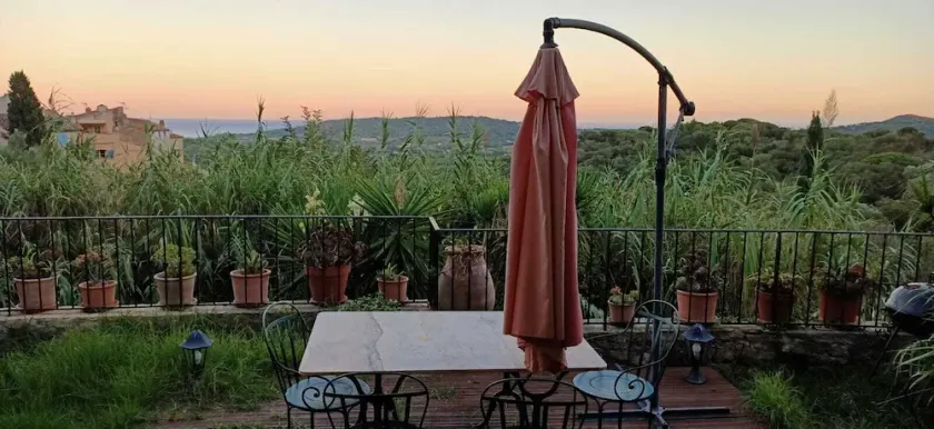 Single etagers villa i landsbyen Ramatuelle 4 til 6 personer, med haven - Image 1