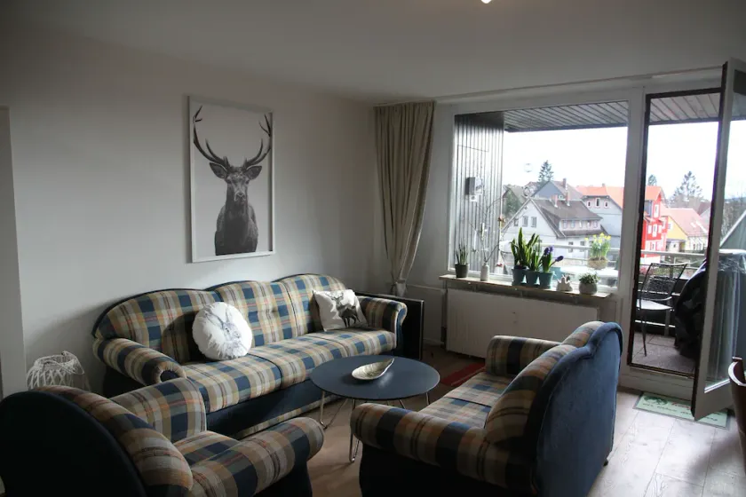 Apartment in Kurpark—beautiful, quiet, and right in the center— - Image 1