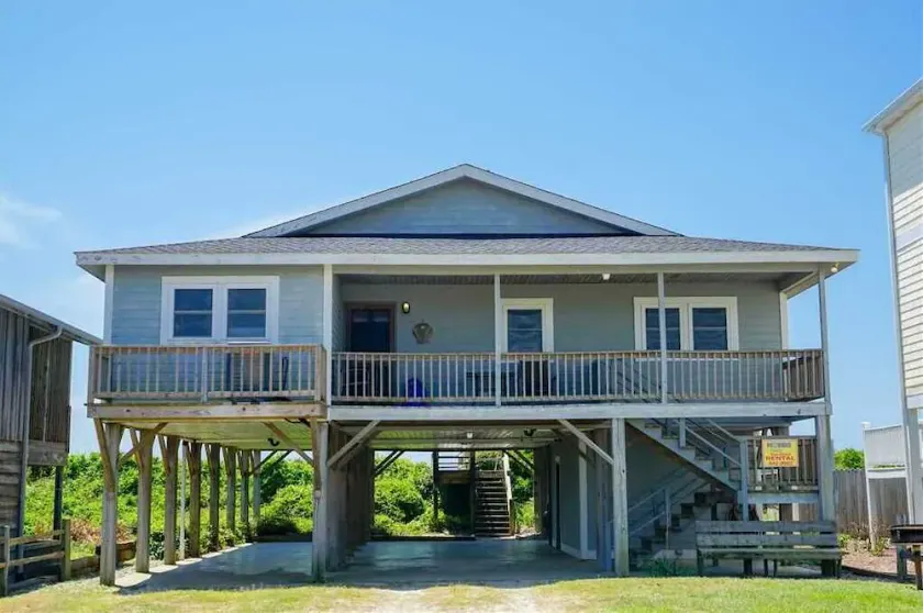 Hobbs Realty - “Sea Witch Cottage” | Beautiful Ocean Home w/ Stunning Panoramic Views - Image 1
