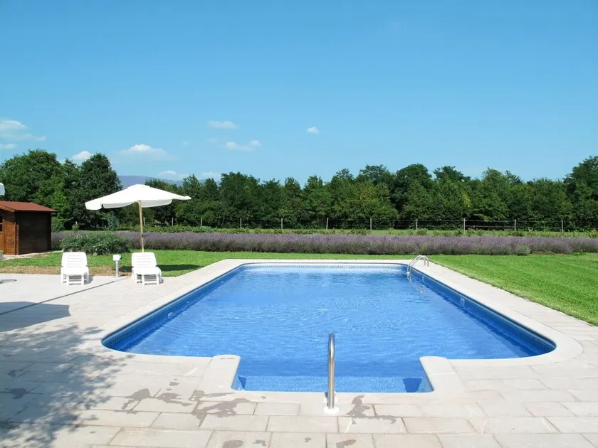 Smuk lejlighed i villa for 4 personer med pool, WIFI, klimaanlæg, TV og terrasse - Image 1