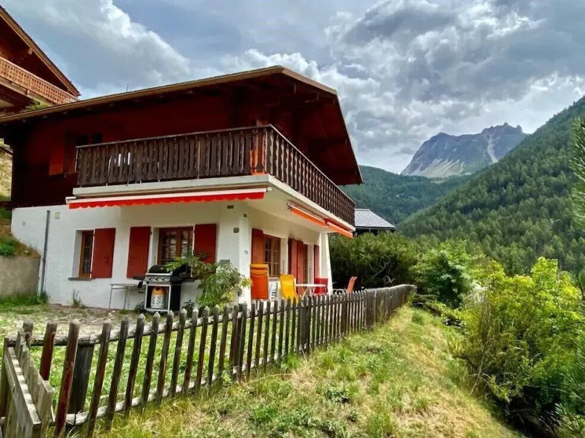 Outside: Chalet for 6 people near the St-Luc funicular, terrace with garden furniture and barbecue, - Image 1