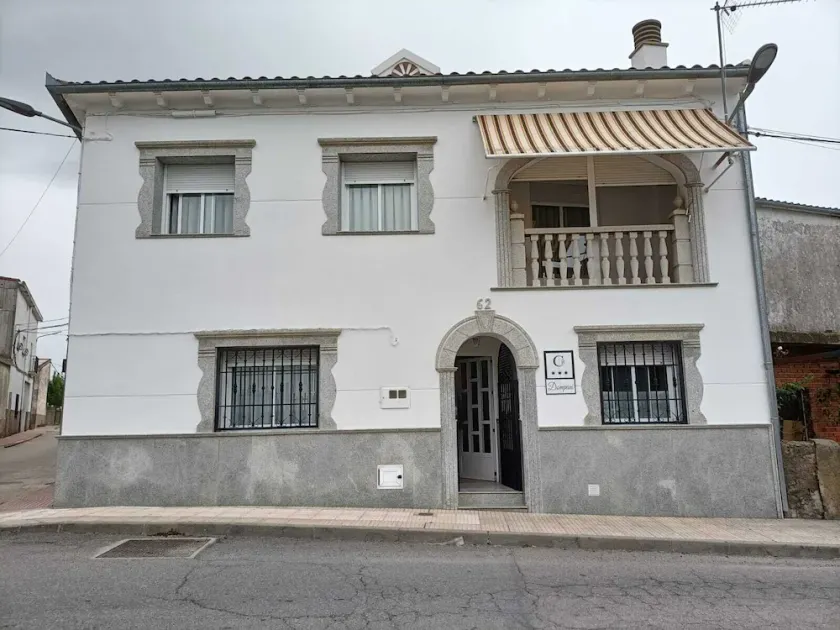DOMPANI RURAL HOUSE, VERY WELL LOCATED - Image 1