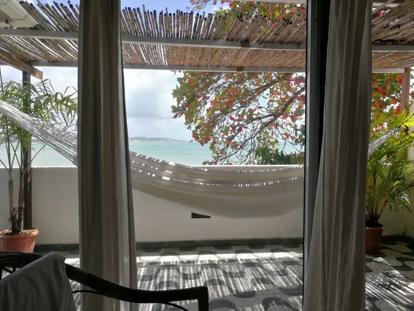 Coco Beach (Apartment 3A) on the Beachfront - Image 1