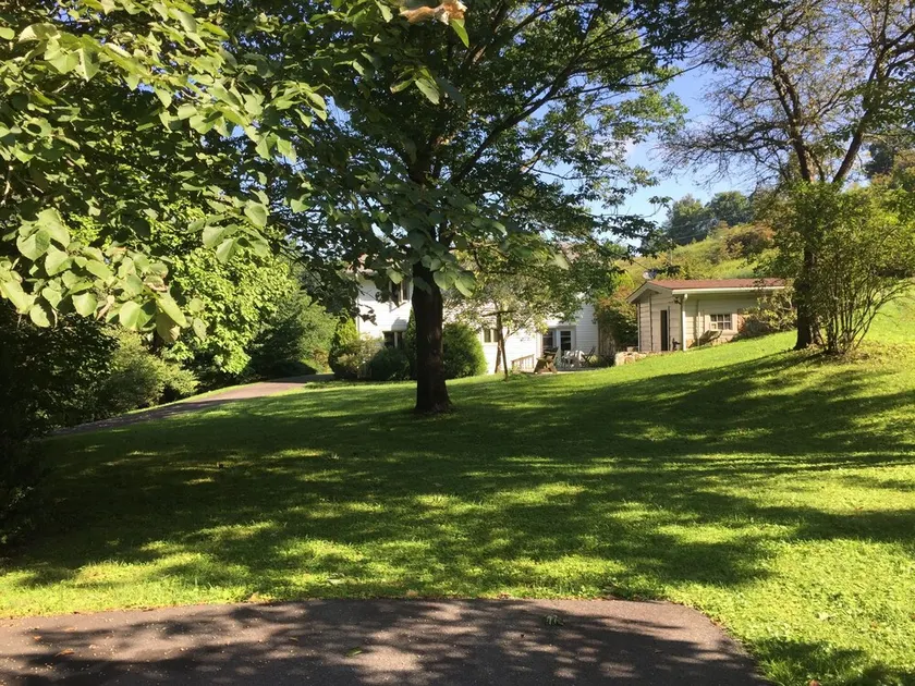 Traditional Country Farmhouse, Incredible Setting Next to Blue Ridge Parkway - Image 1