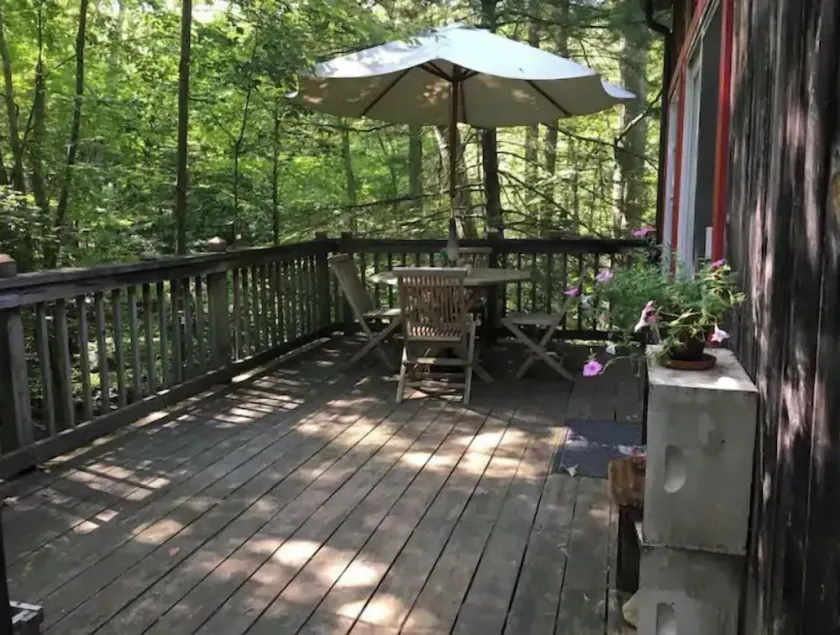 A Lot Like Paradise. Quiet. Peaceful. Cozy. Spacious.  - Image 1