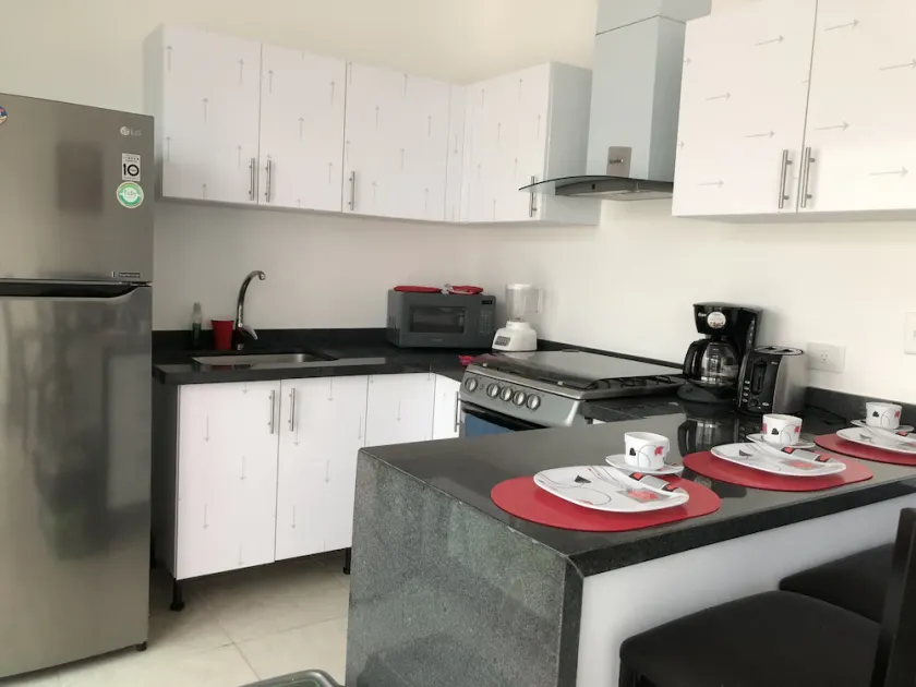 1.6 mille from beach, 15 min the 5th. Av and Xcaret. Pool, Nespresso,wifi 60mbps - Image 1