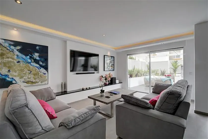 Casa Luna by Finest Rentals - Image 1