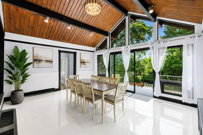 Deluxe Luxury Villa 20 Minutes From New York City - Image 1