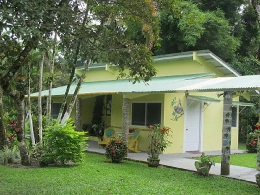 Cabanas Potosi, El Valle de Anton, Panama (Birders-Nature Lovers-Waterfalls-ETC) - Image 1