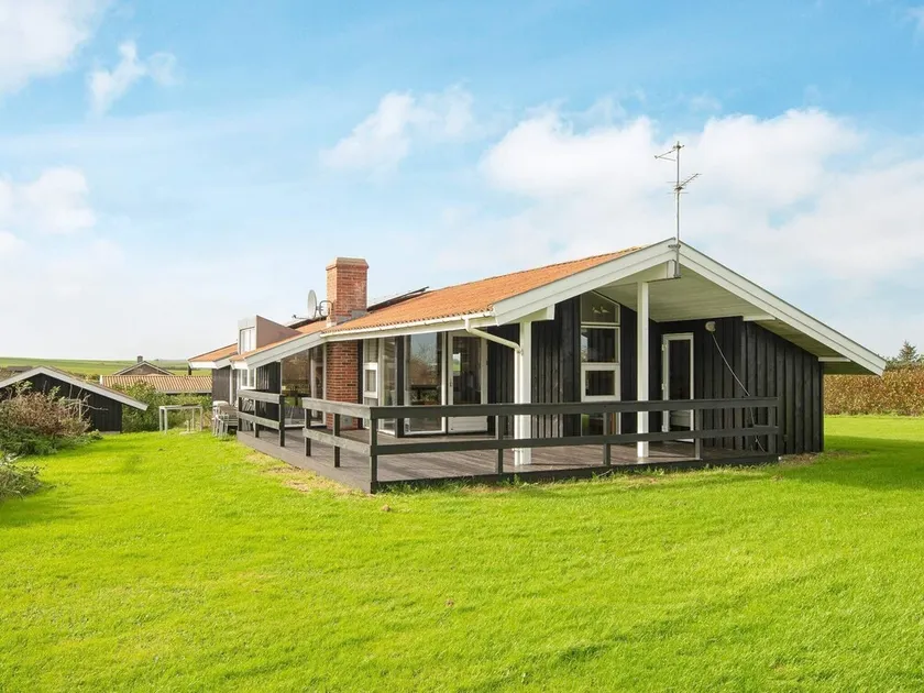 6 person holiday home in Lemvig-By Traum - Image 1