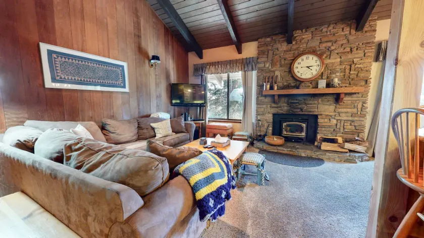Discovery 4 108 Great Complex Amenities, Close to Canyon Lodge by RedAwning - Image 1