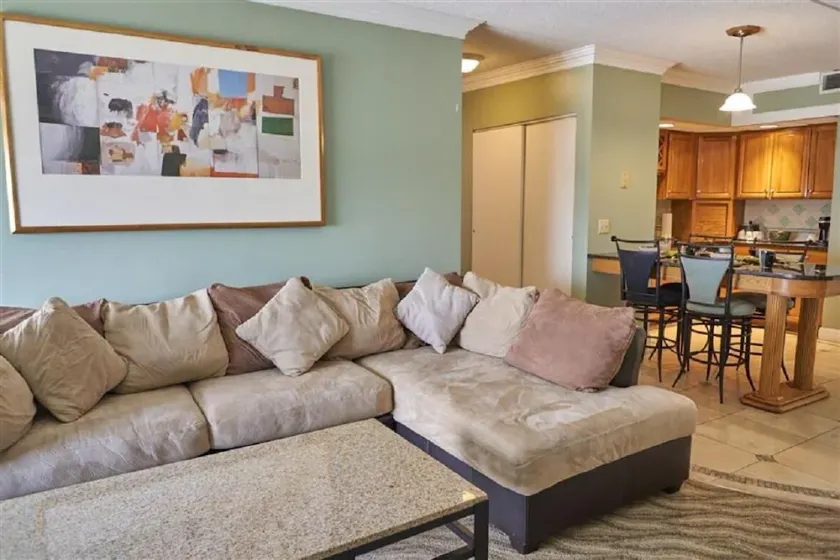 Deluxe Suite Waterfront Views - Image 1