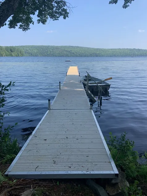 Enjoy the quiet lakes of Maine this summer! - Image 1