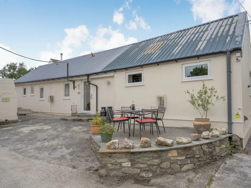 2 bedroom accommodation in Saron, near Llandysul - Image 1