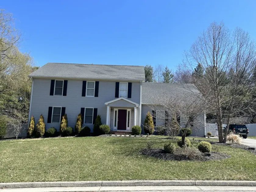 House for Graduation Weekend in Blacksburg, VA 5 minutes from campus! - Image 1