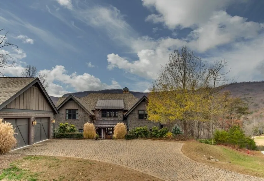 Expansive Golf Resort Home with Mountain Views - Family Friendly - Image 1