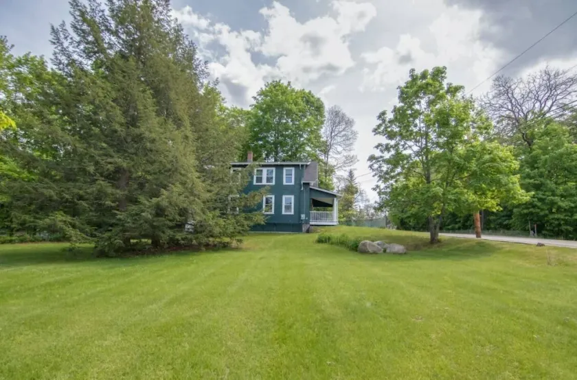 The Maplewood Retreat in Bethlehem - Image 1
