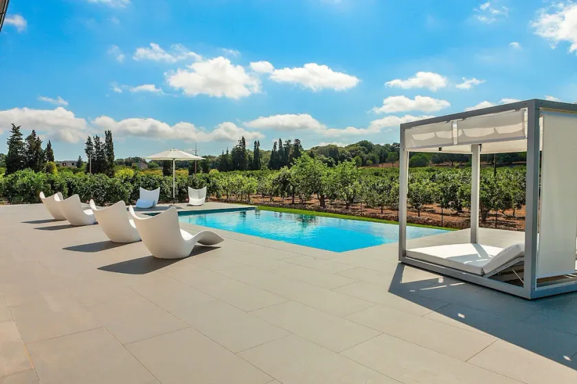 Son Calet 156 villa moderne avec piscine privée, jardin, barbecue et climatisation - Image 1