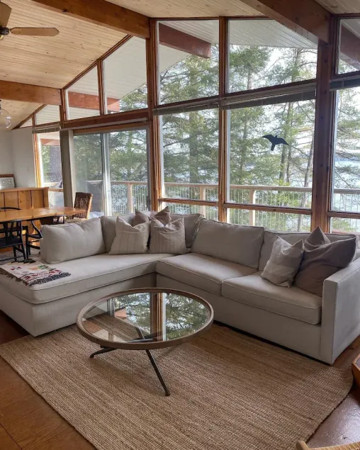 Kennisis Lake Hideaway - Image 1