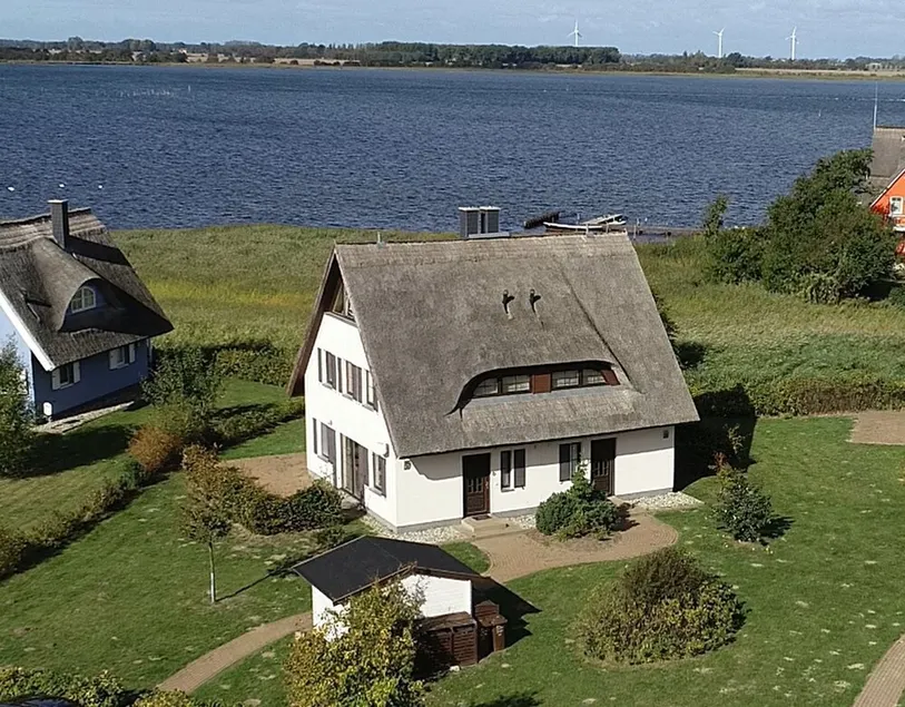 Haus Boddenblick - linke Seite - Ferienhaus Boddenblick und Kranich - Image 1