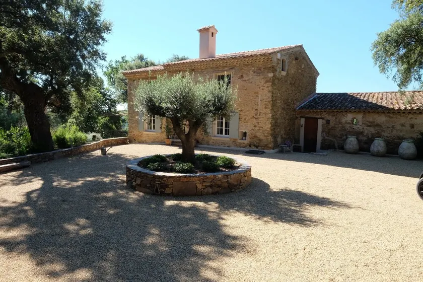 Villa di lusso da 4 camere con piscina privata e viste mozzafiato - Image 1