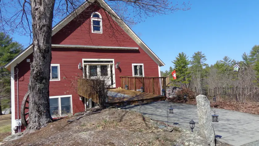 Beautiful spot for family reunion or wedding guests - Image 1