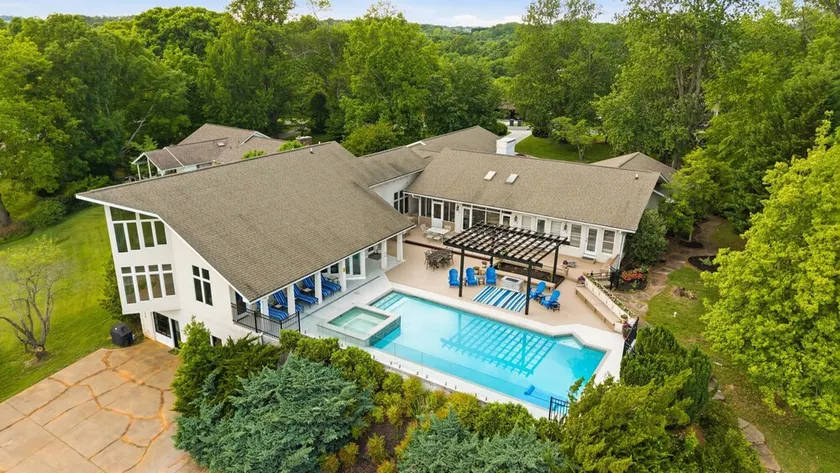 Peaceful Retreat - Lake & Mountain Views - Private Pool - Image 1