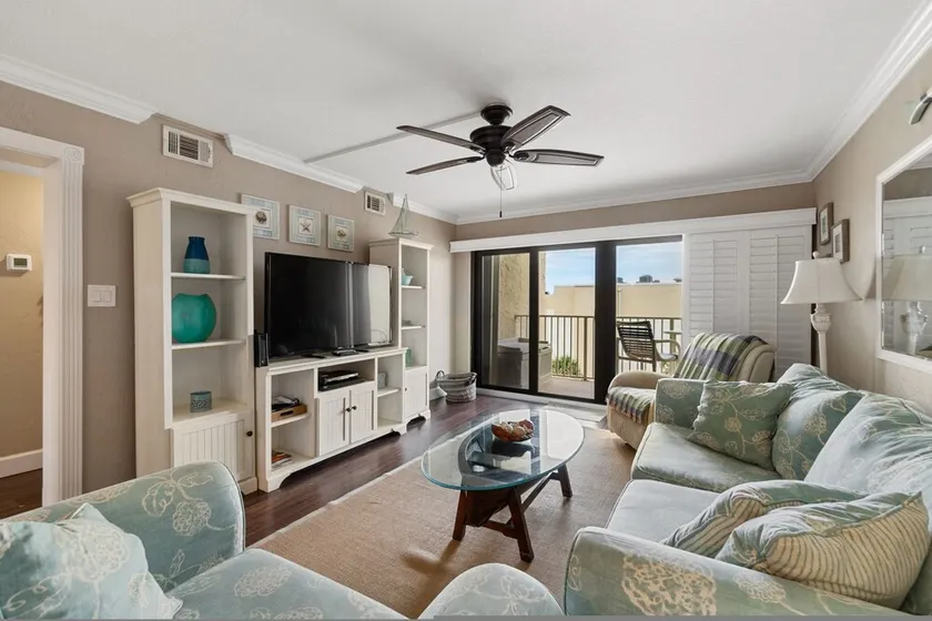 Coastal Living at its Best Ocean View Castle Reef 409 - Image 1
