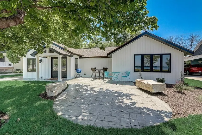 Beach House - Image 1