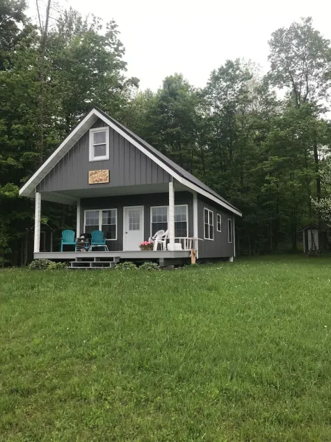 Rose Cottage: Cabin on the Amish Trail - Image 1