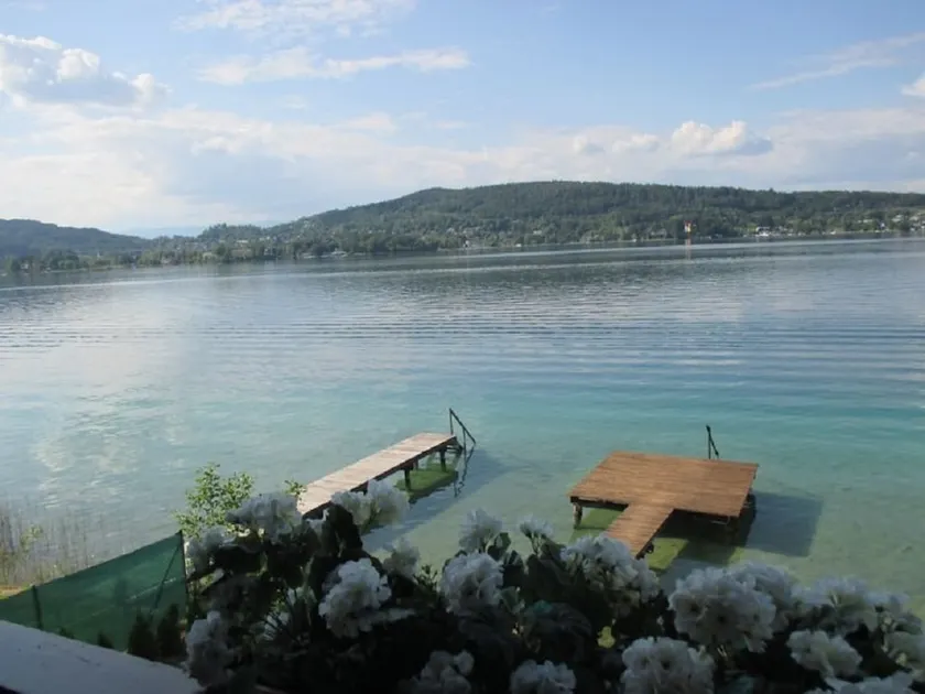 Drömlika sjöhus direkt vid Wörthersee - Image 1