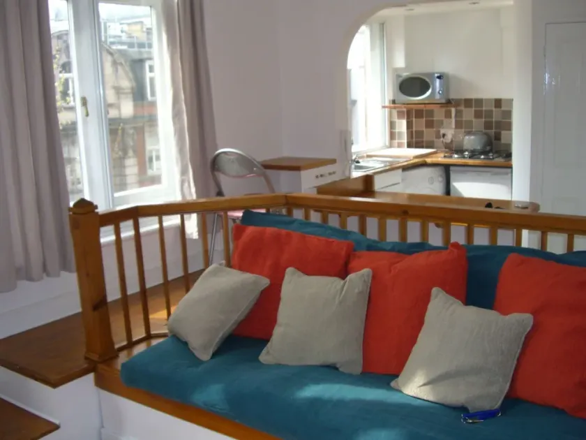 Charming studio very central Soho/Covent Garden. Excellent reviews! - Image 1