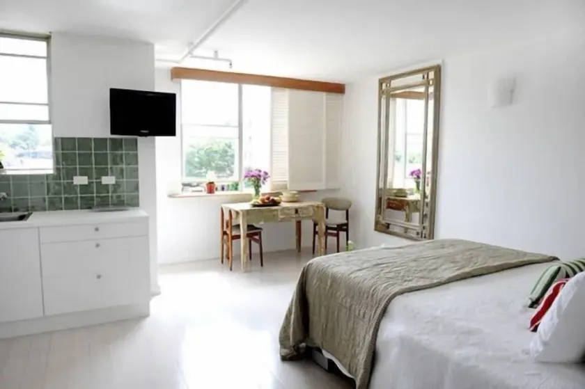 Bondi Beach Break Fab Studios - roof top pool   excellent monthly rates - Image 1