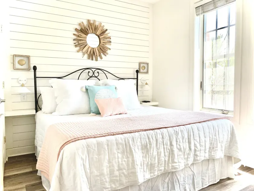 Summer dates available! Near Rosemary Beach! TRIPLE bunks! Beach and pool access - Image 1