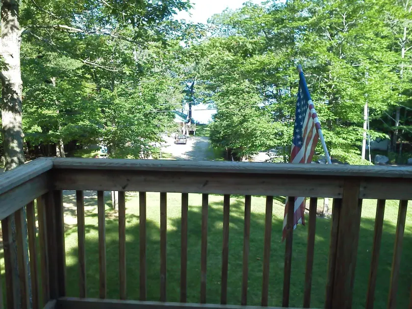 WEST SIDE WATER VIEW,SUNSETS, SCREENED PORCH, POOL TABLE, SPACIUOS  - Image 1