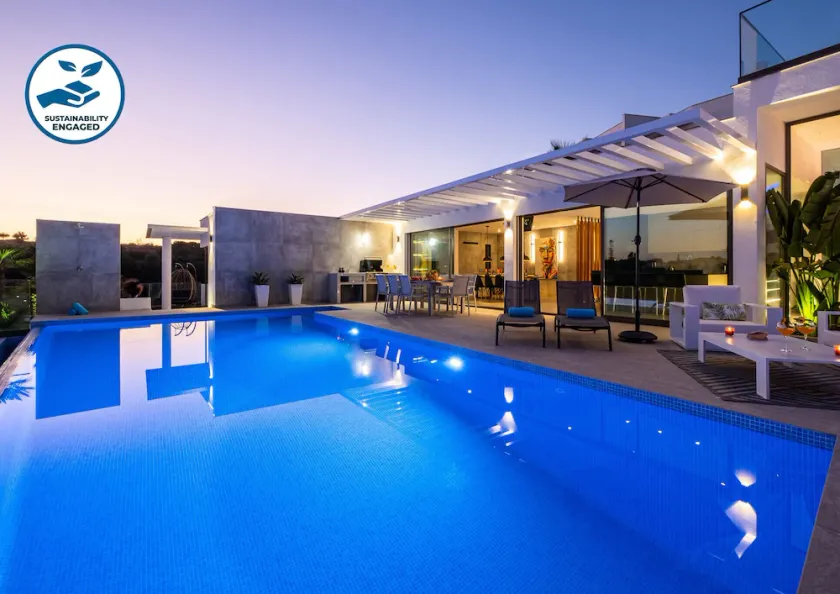 Elegant Villa w/ Heatable Pool, Jacuzzi & BBQ - Image 1