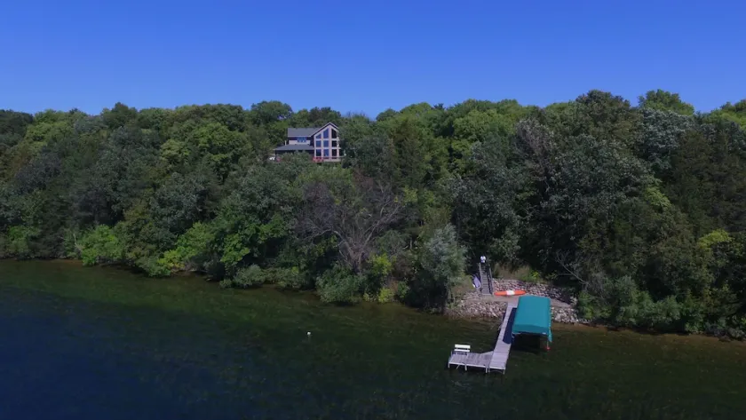 Large Family Cabin on Lake Sylvia -Beautiful & Clean Lake!  Awesome Fishing - Image 1