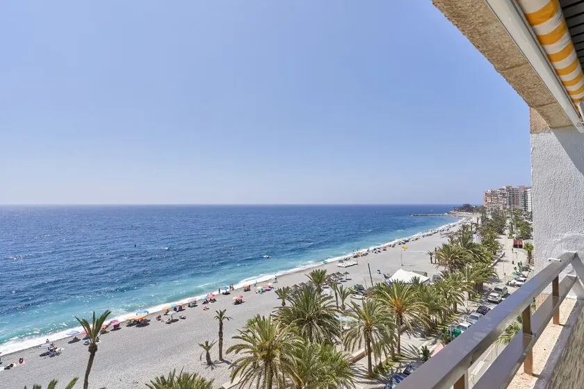 Apartamento El Rompeolas - Image 1