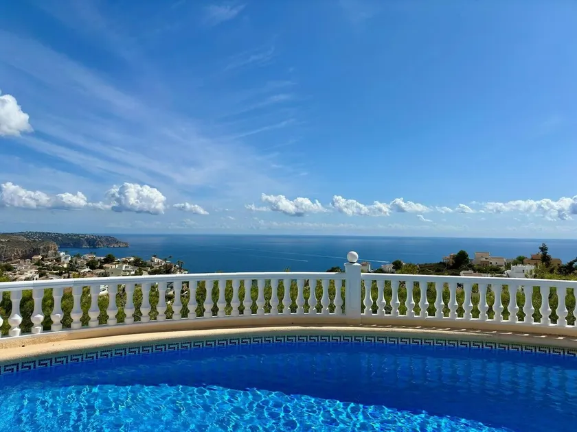 Villa Elena - Image 1