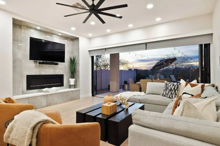 STUNNING & SPACIOUS Golf Course Paradise | 🔥Pool | Balcony view | BBQ | Fire pit - Image 1