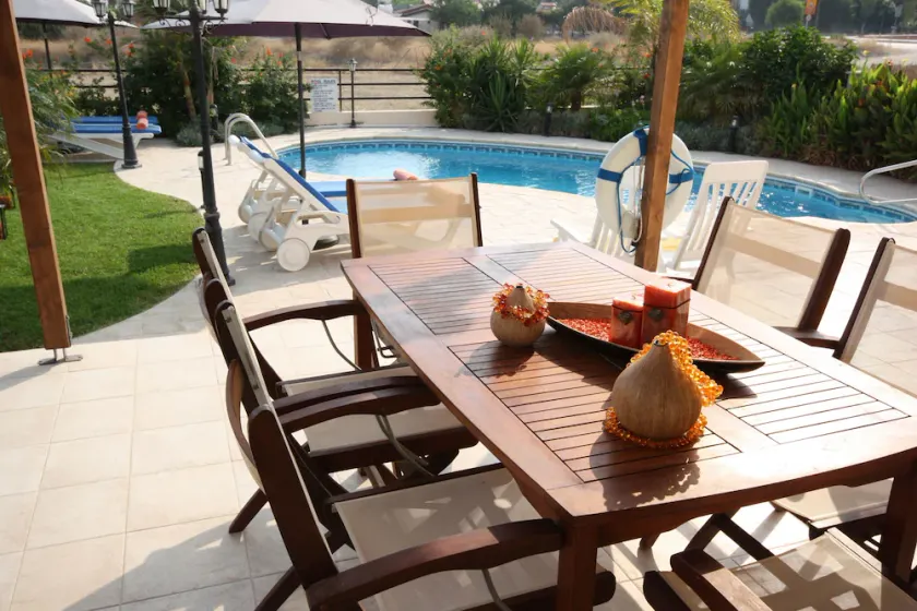 HERMES Luxurious Villa Located at first line with direct sea view. Wi-Fi. - Image 1