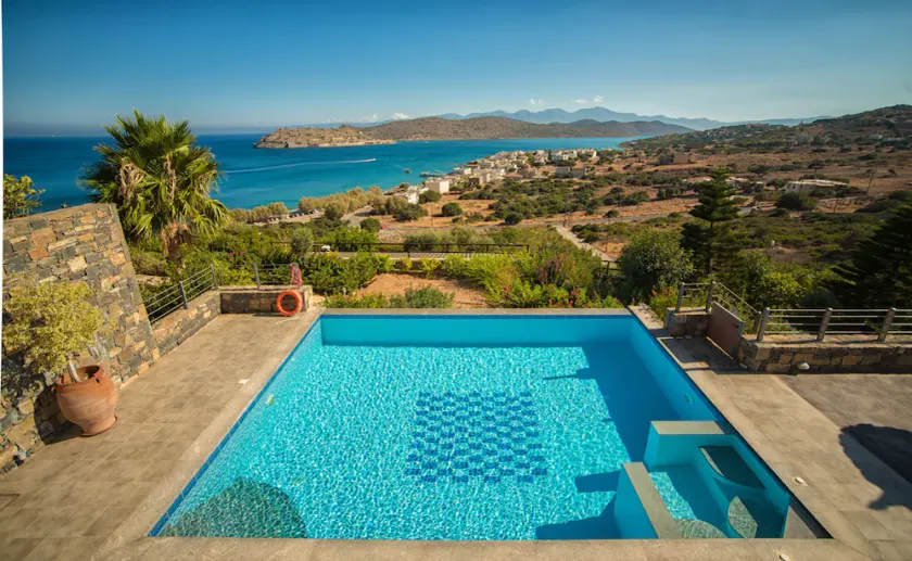 Villa Mirabello 3 bedroom villa - 200m from the beach - Image 1