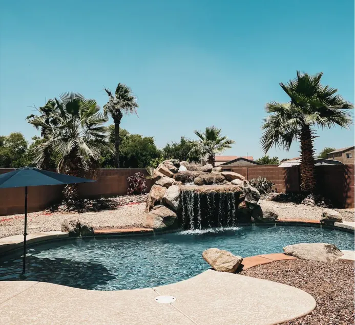Resort Style Heated Pool close to Entertainment - Image 1