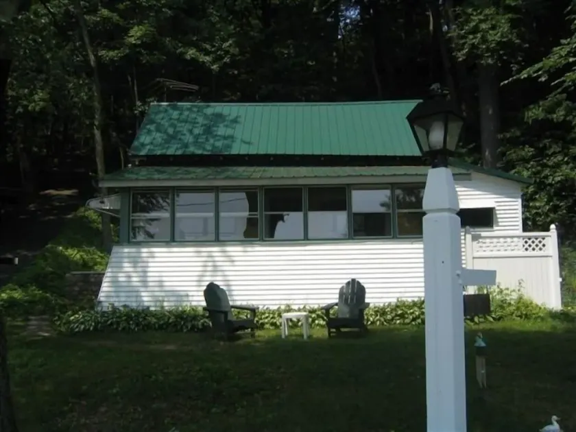 Adirondack Lake Front Cottage - Image 1