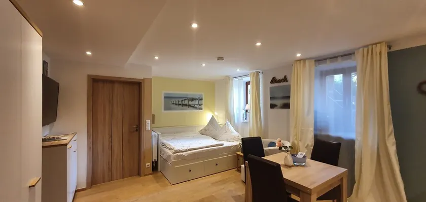 Ferienwohnung Vogtareuth im Erdgeschoss - Image 1