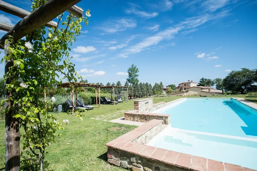 Apartamento Hotel \"Quercia\" com Piscina Partilhada & Wi-Fi - Image 1