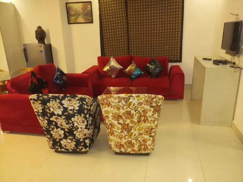 Homestay 3BHK Apartment at Chattarpur New Delhi - Image 1