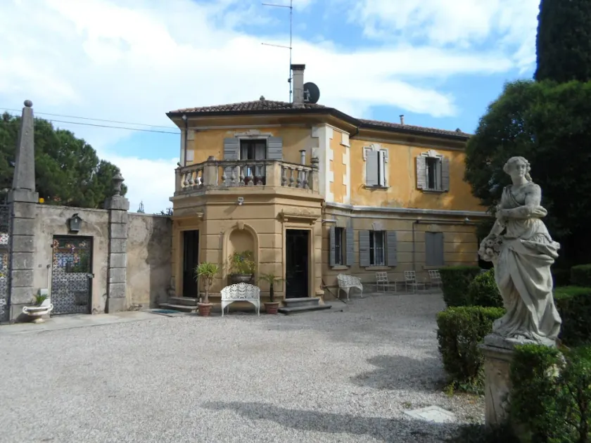 Die Gate Lodge ist eine 180 qm große Villa mit Park - Image 1
