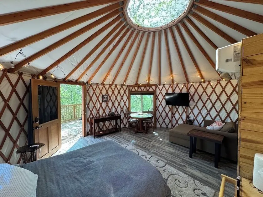 Luxury Yurt in Mineral Wells - Image 1